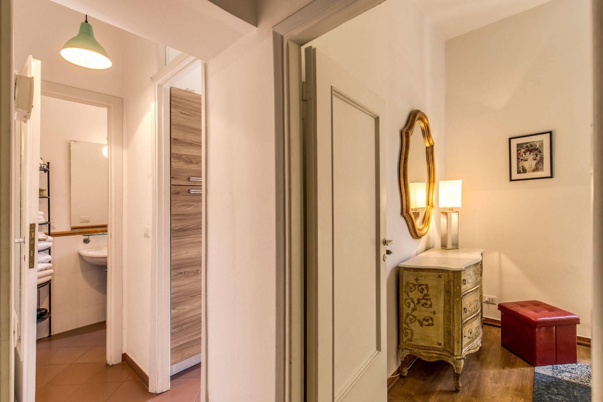 Aweshomeitaly - Spagna Glamour Life Penthouse Rome Bagian luar foto